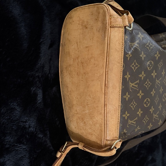 Louis Vuitton Brown Monogram Backpack GM - Picture 4 of 9